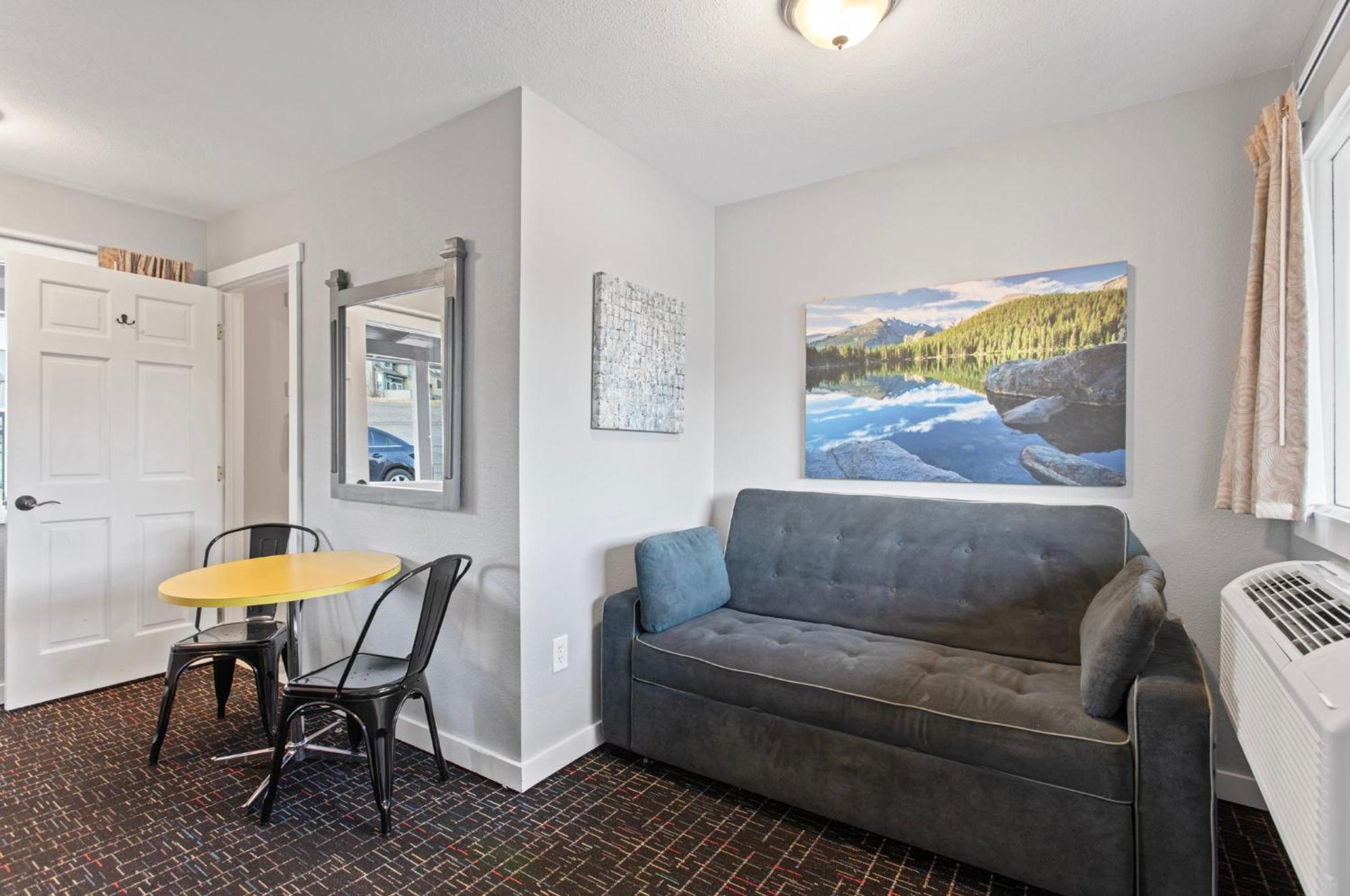 Lodge Coyote Mountain Estes Park